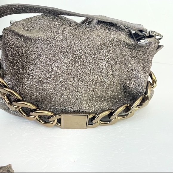 Maison Margiela Gun Metal & Gold Textured Metallic Leather Shoulder Bag - Picture 5 of 12